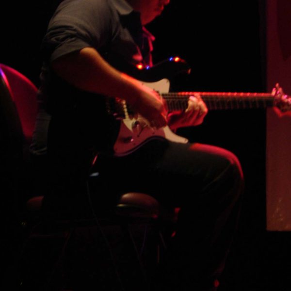 Marcelo Gargaglione e Luis Maffei ao vivo no Teatro do Centro Cultural Justiça Federal - 7/12/2005
